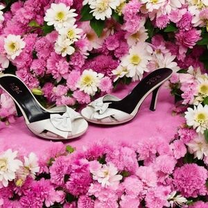 White High-Heeled Sandals with Bow Detail